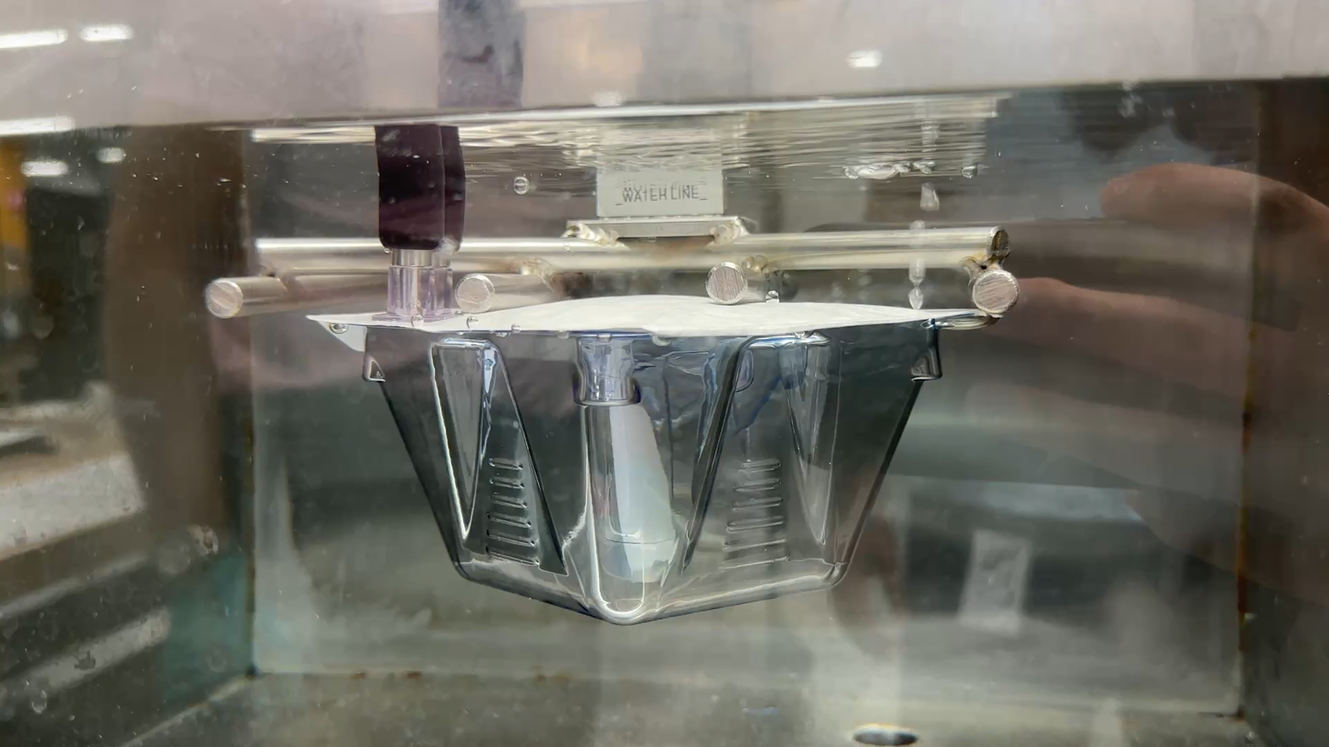 Bubble leak testing of packaging